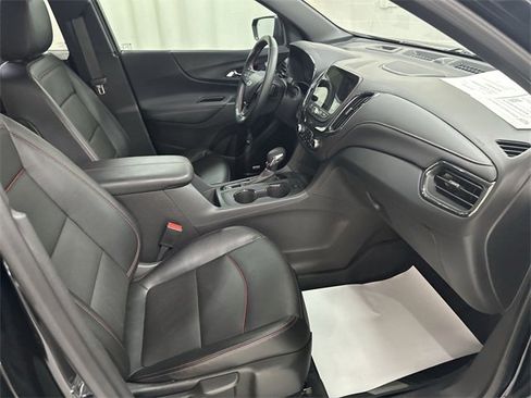 Used 2023 Chevrolet Equinox RS w/ RS Leather Package image 18