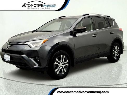 Used 2018 Toyota RAV4 LE w/ All Weather Liner Package AWD/4WD image 1