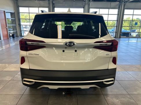 Used 2021 Kia Seltos EX AWD/4WD image 12
