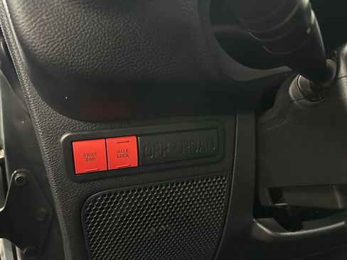 Used 2013 Jeep Wrangler Unlimited Rubicon AWD/4WD image 26