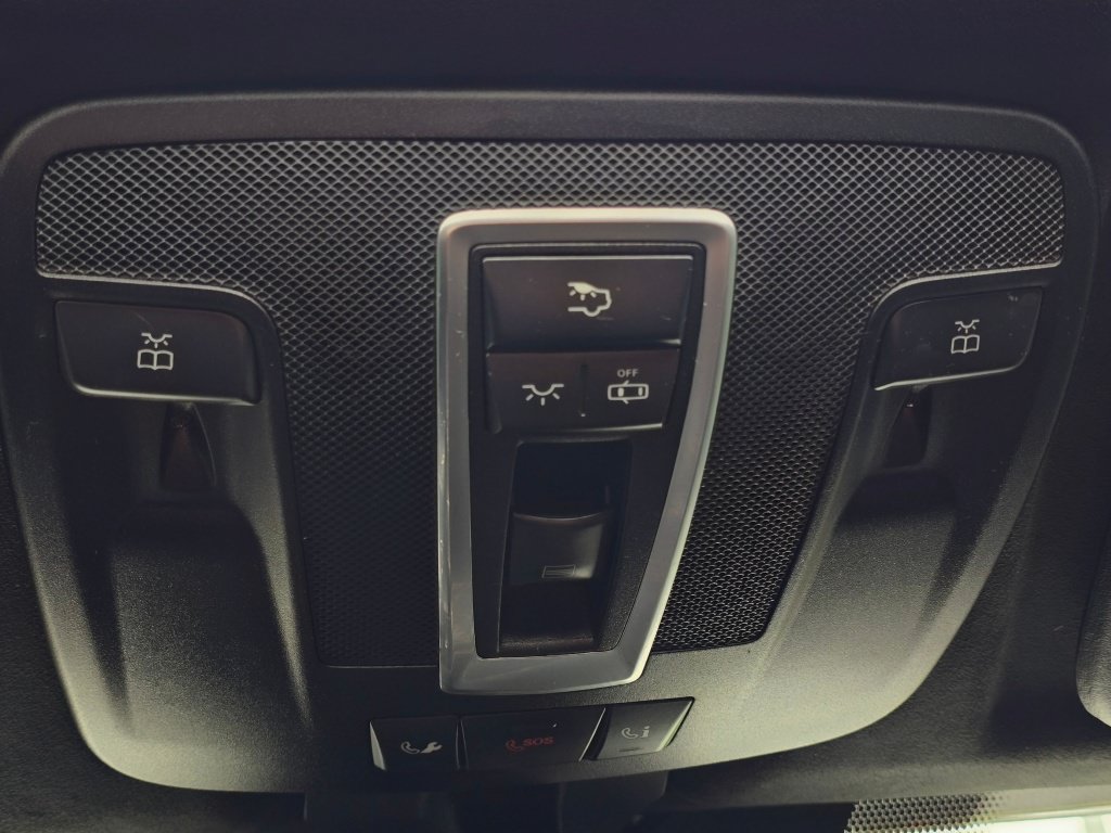 Used 2018 Mercedes-Benz G 550 Squared image 64