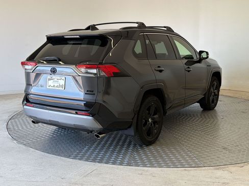 Used 2020 Toyota RAV4 XSE w/ XSE Grade Weather Package AWD/4WD image 9