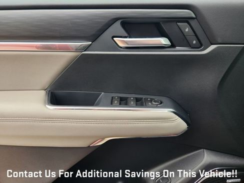 New 2026 GMC Acadia Elevation w/ Black Edition FWD image 17