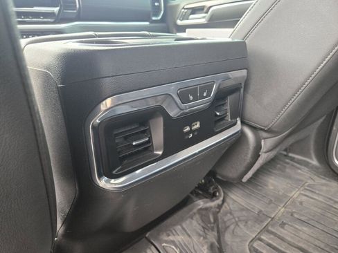 Used 2022 GMC Sierra 1500 SLT w/ SLT Premium Plus Package AWD/4WD image 25