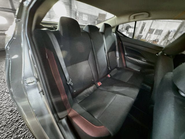 Used 2025 Nissan Versa SR FWD image 22