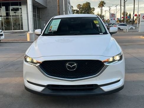 Used 2020 MAZDA CX-5 Touring FWD image 2