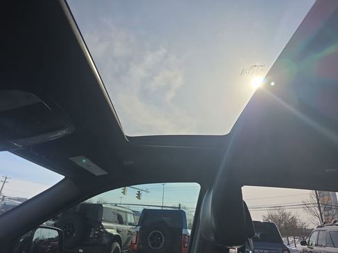 Used 2018 Jeep Grand Cherokee Limited image 30