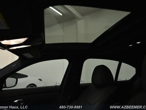 Used 2024 BMW 330i Sedan w/ Convenience Package RWD image 38