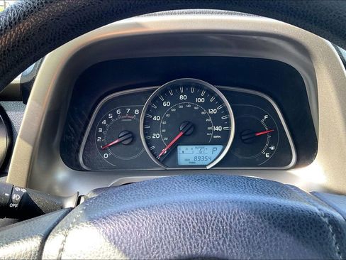 Used 2014 Toyota RAV4 XLE AWD/4WD image 23