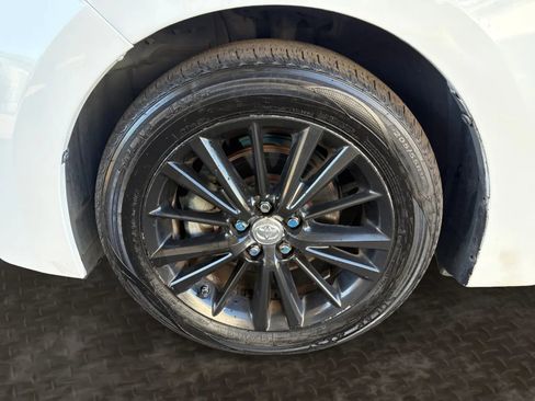 Used 2016 Toyota Corolla LE Premium FWD image 37