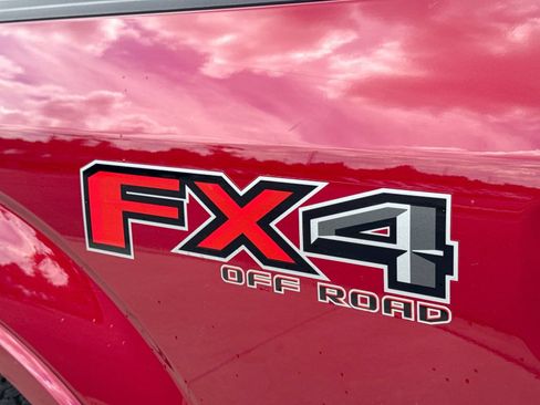 Used 2016 Ford F150 Lariat w/ Equipment Group 502A Luxury AWD/4WD image 27