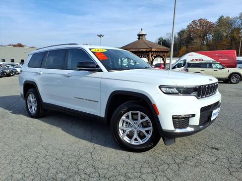 Used 2021 Jeep Grand Cherokee L Limited image 3