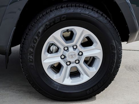 Certified 2024 Toyota 4Runner SR5 Premium w/ SR5 Premium Package AWD/4WD image 10