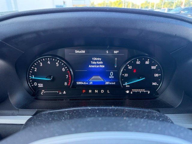 Used 2021 Ford Explorer XLT w/ Equipment Group 202A AWD/4WD image 31