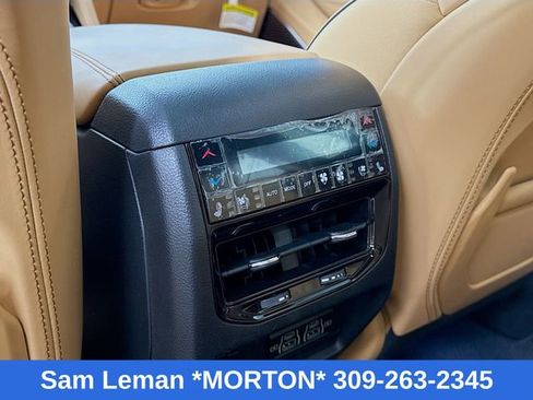 Used 2024 Jeep Grand Cherokee Summit image 26