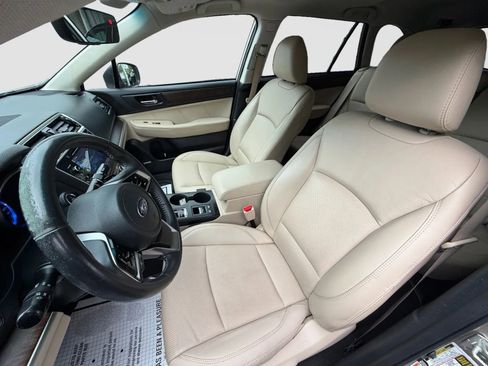 Used 2019 Subaru Outback 2.5i Limited AWD/4WD image 13