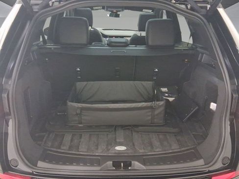 Used 2025 Land Rover Discovery Sport Dynamic SE image 30