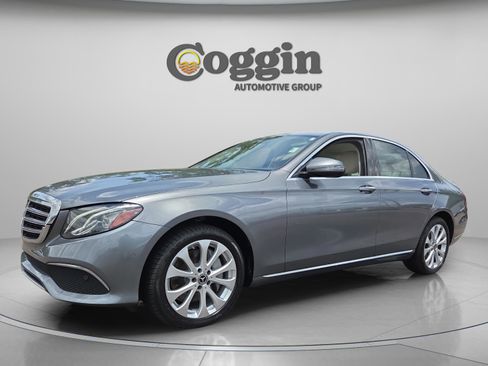 Used 2017 Mercedes-Benz E 300 image 1