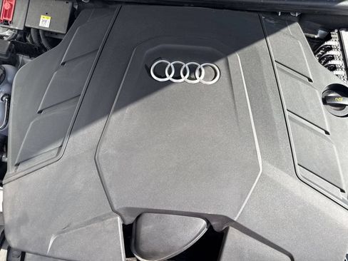 Used 2025 Audi Q7 3.0T Premium Plus AWD/4WD image 33