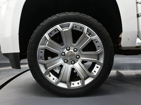 Used 2015 GMC Yukon XL SLT image 18