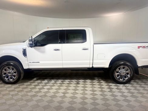 Used 2019 Ford F350 King Ranch w/ King Ranch Ultimate Package AWD/4WD image 3