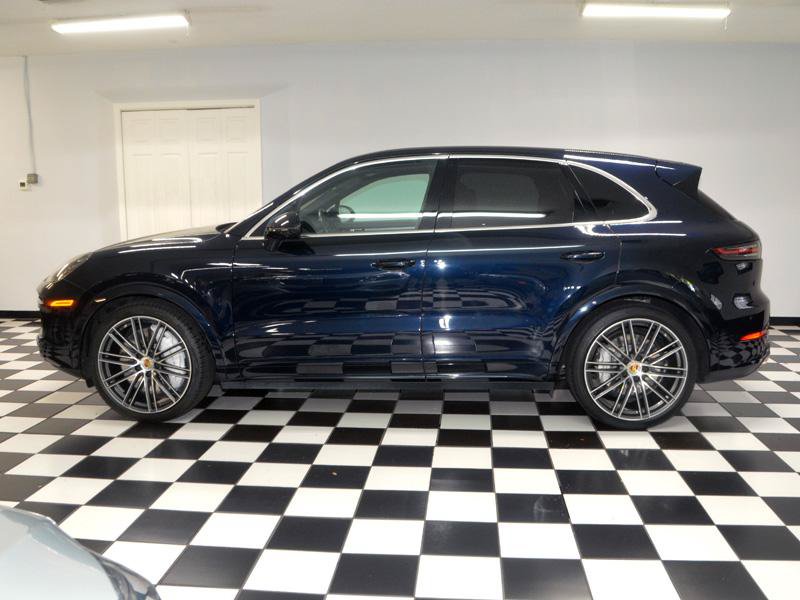 Used 2019 Porsche Cayenne Turbo AWD/4WD image 6
