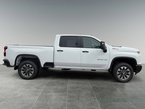 New 2026 Chevrolet Silverado 2500 Custom w/ Custom Value Package AWD/4WD image 6