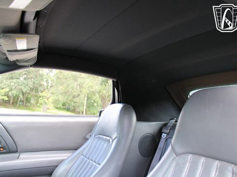 Used 1997 Chevrolet Camaro Z28 image 18