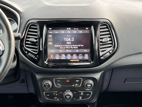 Used 2021 Jeep Compass Limited image 16