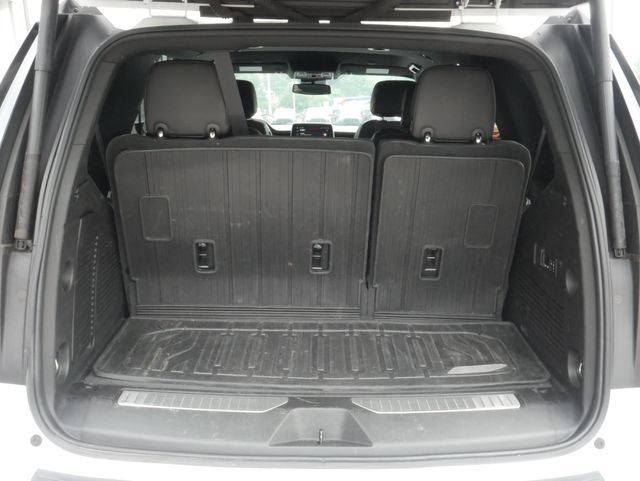 Used 2023 GMC Yukon AT4 w/ LPO, Floor Liner Package AWD/4WD image 11