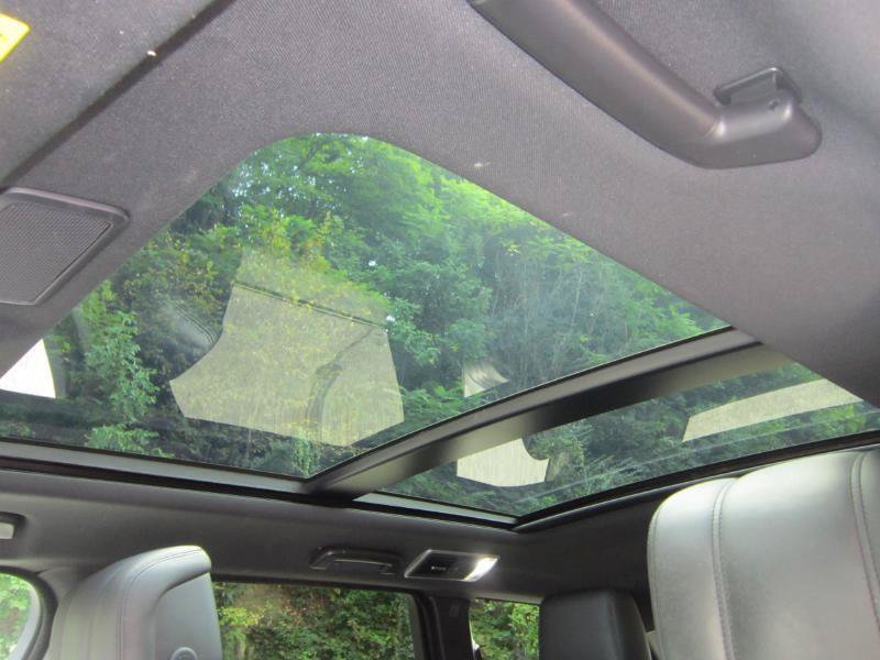 Used 2020 Land Rover Range Rover Sport HSE AWD/4WD image 38