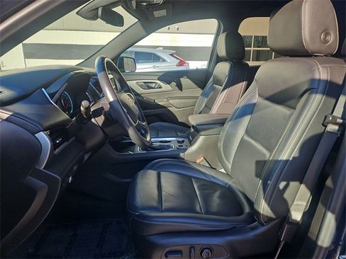 Used 2022 Chevrolet Traverse LT w/ LPO, Floor Liner Package image 19