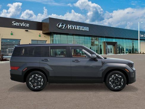 New 2026 Hyundai Santa Fe SE image 7