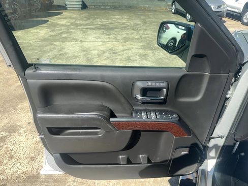 Used 2018 GMC Sierra 1500 SLT image 11