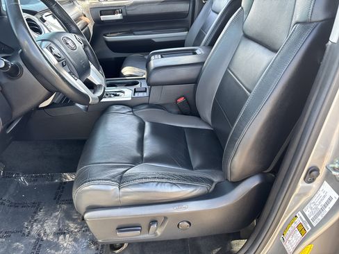 Used 2020 Toyota Tundra Limited w/ Limited Premium Package image 19