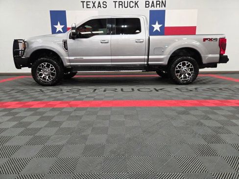 Used 2020 Ford F250 Lariat w/ Lariat Value Package image 1