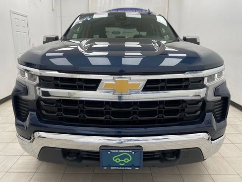 Used 2022 Chevrolet Silverado 1500 LT AWD/4WD image 17