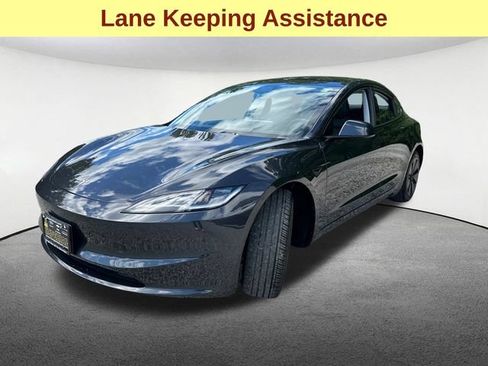 Used 2024 Tesla Model 3 Standard Range RWD image 5