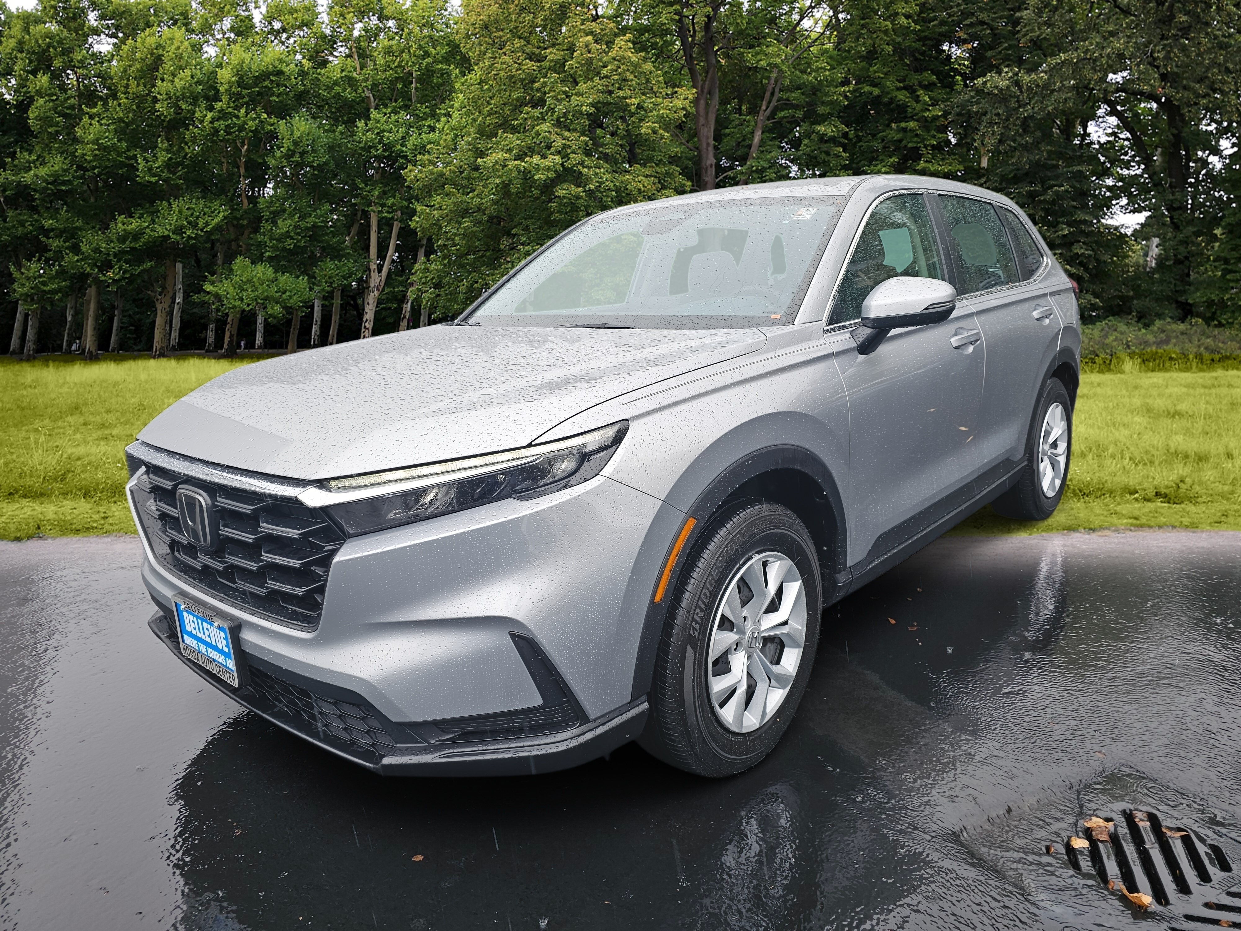 Used 2024 Honda CR-V LX image 3