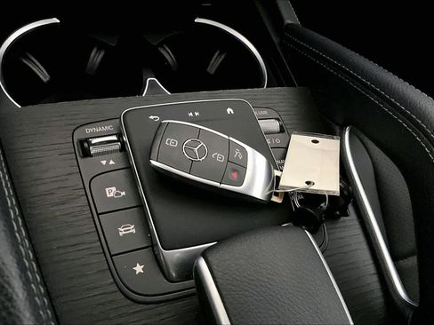 Used 2024 Mercedes-Benz GLE 350 4MATIC image 15