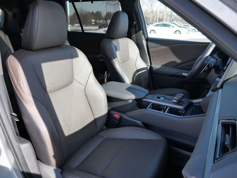 Used 2024 Lexus TX 350 AWD w/ Captains Chair Package image 16