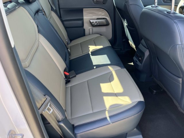 Used 2025 Ford Maverick Lariat w/ 4K Tow Package AWD/4WD image 20