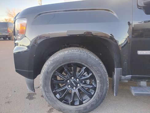 Used 2022 GMC Canyon Elevation w/ Trailering Package image 10