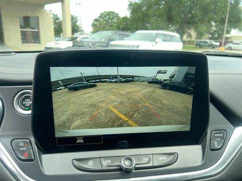 Used 2023 Chevrolet Blazer LT w/ Driver Confidence Package FWD image 19