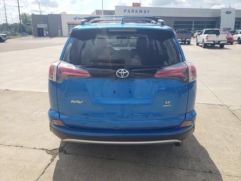 Used 2016 Toyota RAV4 SE AWD/4WD image 5