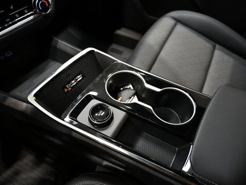 New 2026 Chevrolet Equinox LT w/ Convenience Package II image 18