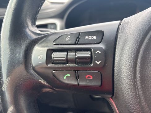 Used 2016 Kia Sorento LX w/ LX Convenience Package FWD image 15