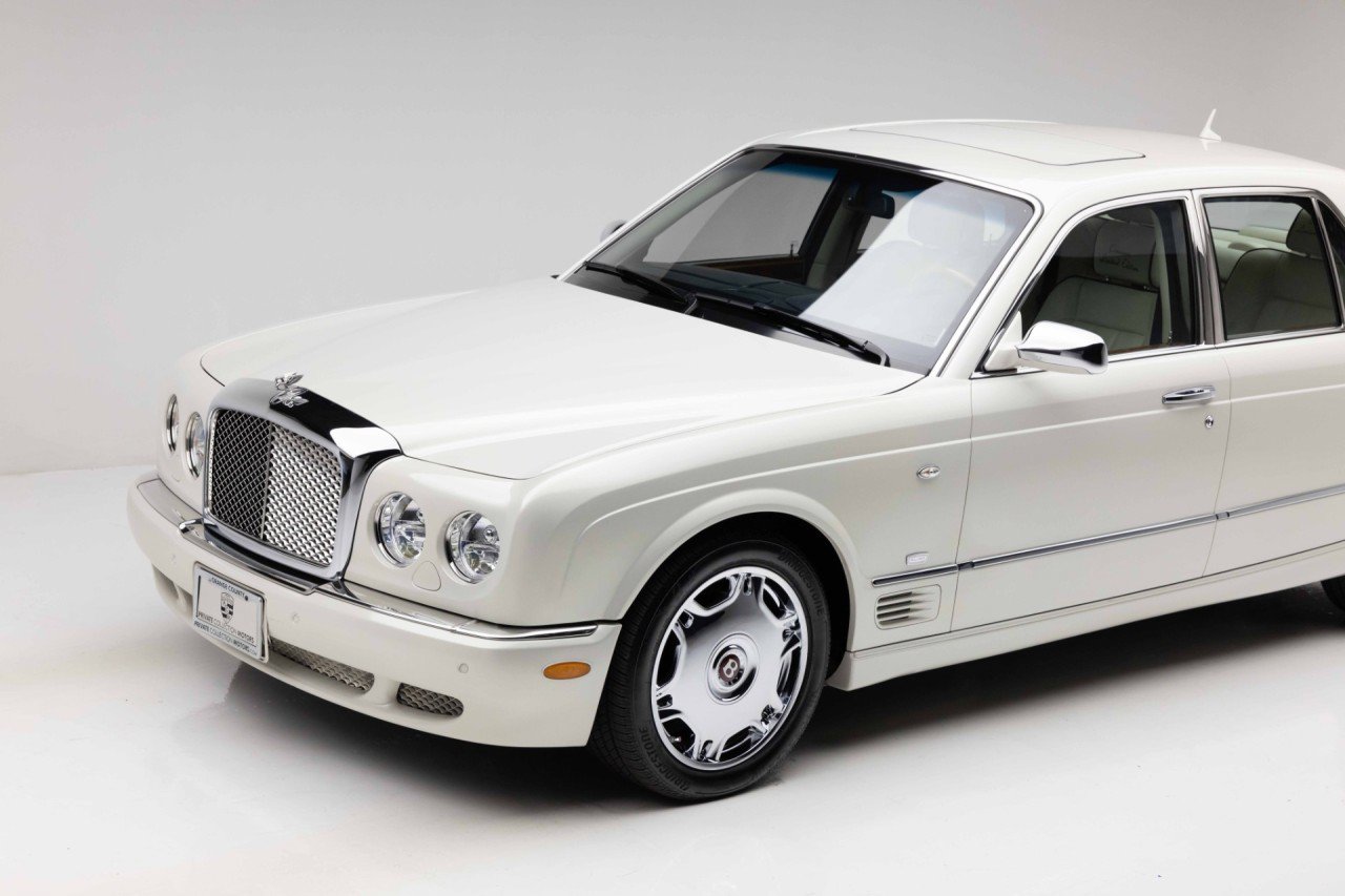 Used 2008 Bentley Arnage R RWD image 31