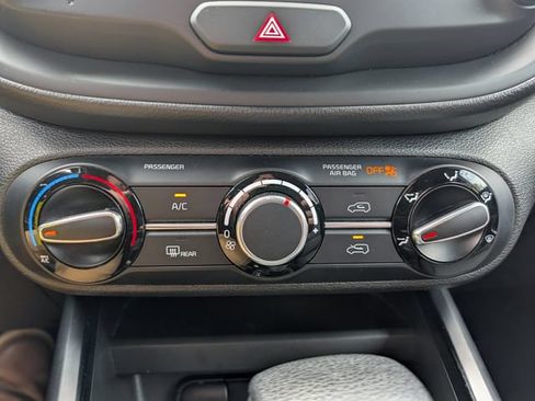 Used 2024 Kia Soul LX w/ Option Group 015 FWD image 25