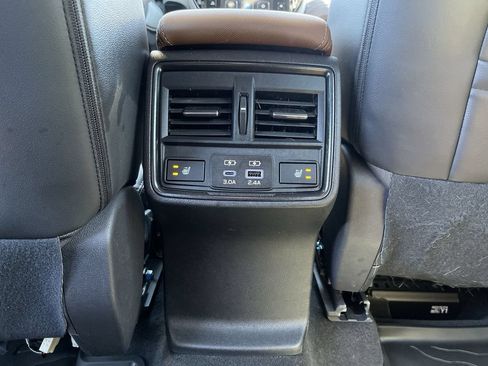 Certified 2026 Subaru Forester Touring AWD/4WD image 43